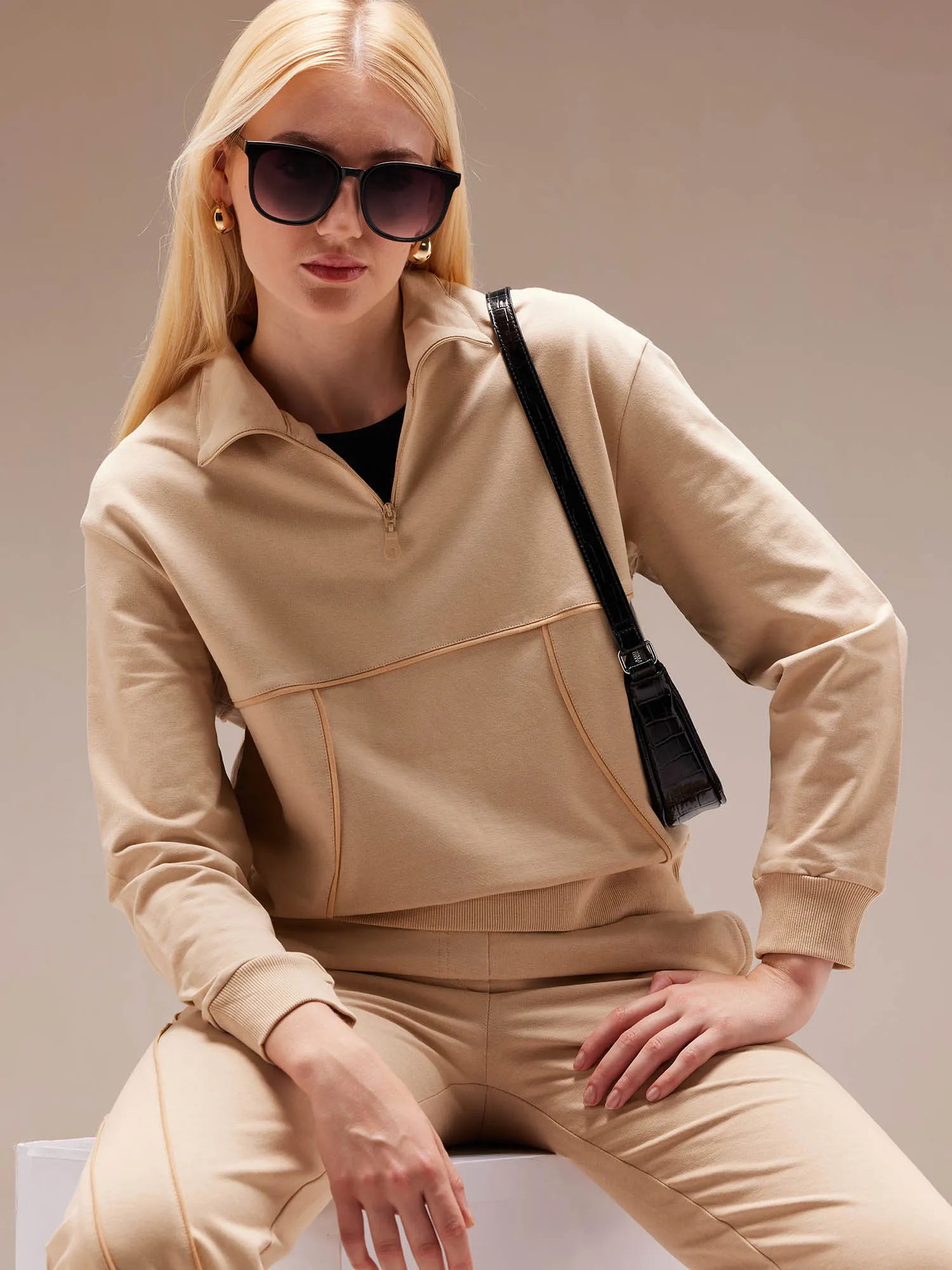 Beige Urban Q-zip Sweatshirt