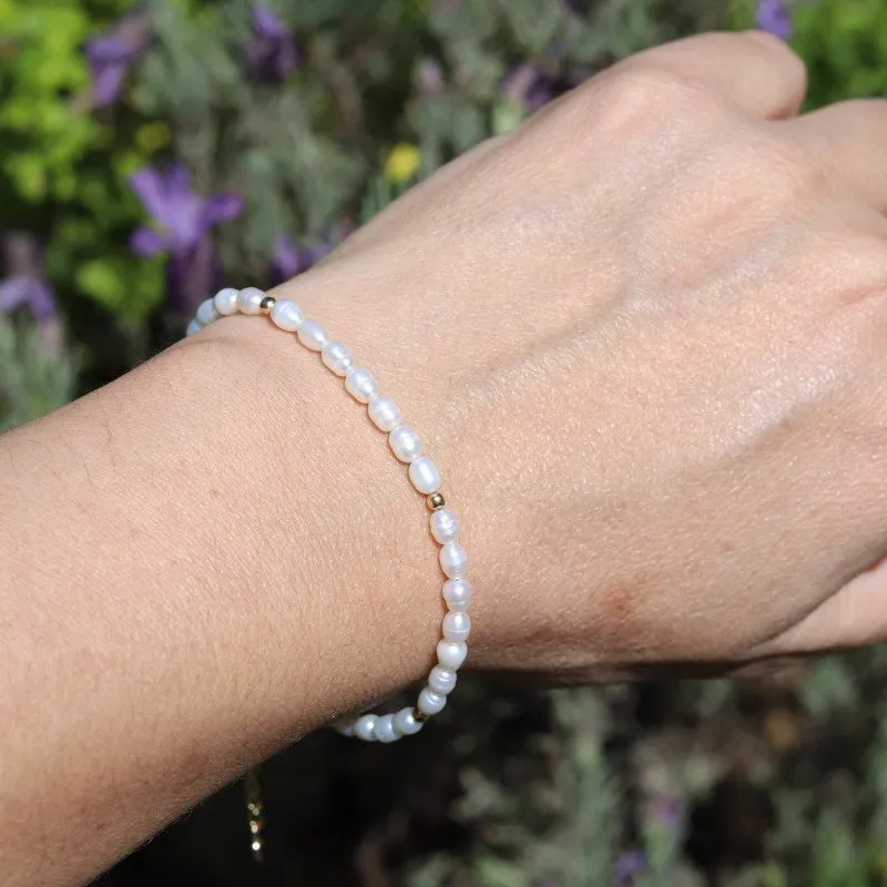 Delicate Pearl Bracelet