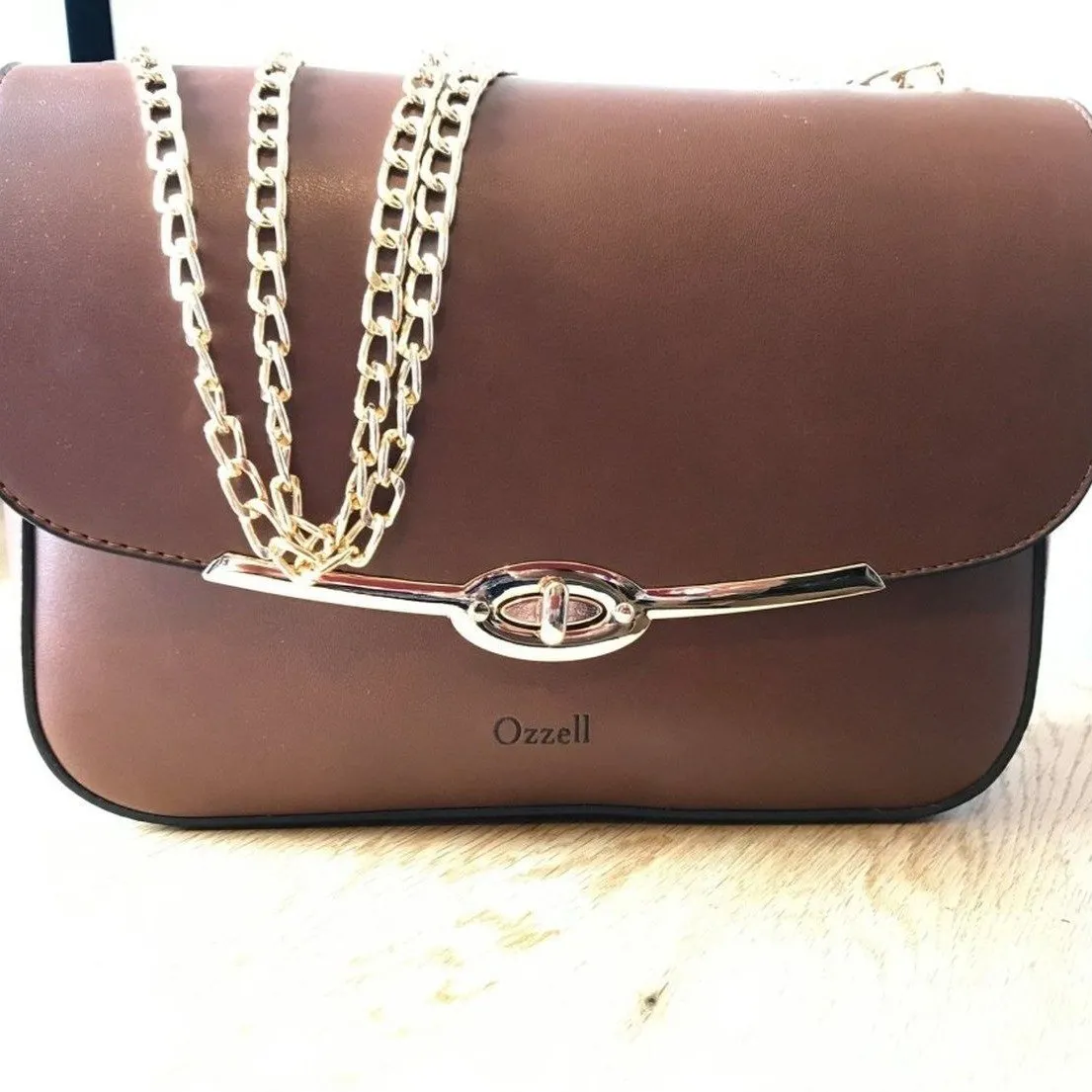 Luxurious Crossbody Shoulder Bag