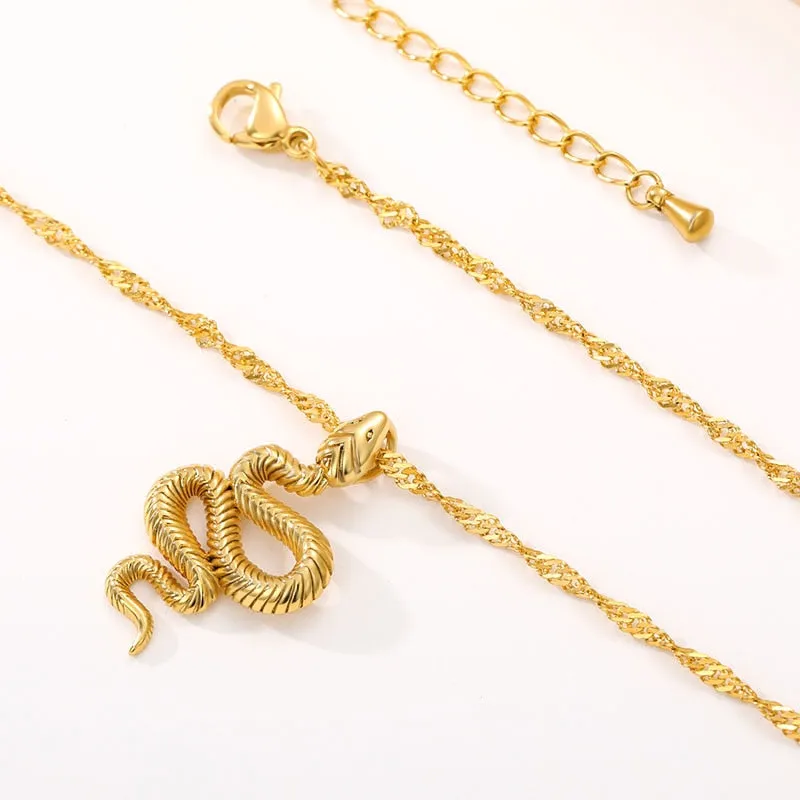 Luxurious Gold Plated Snake Necklace