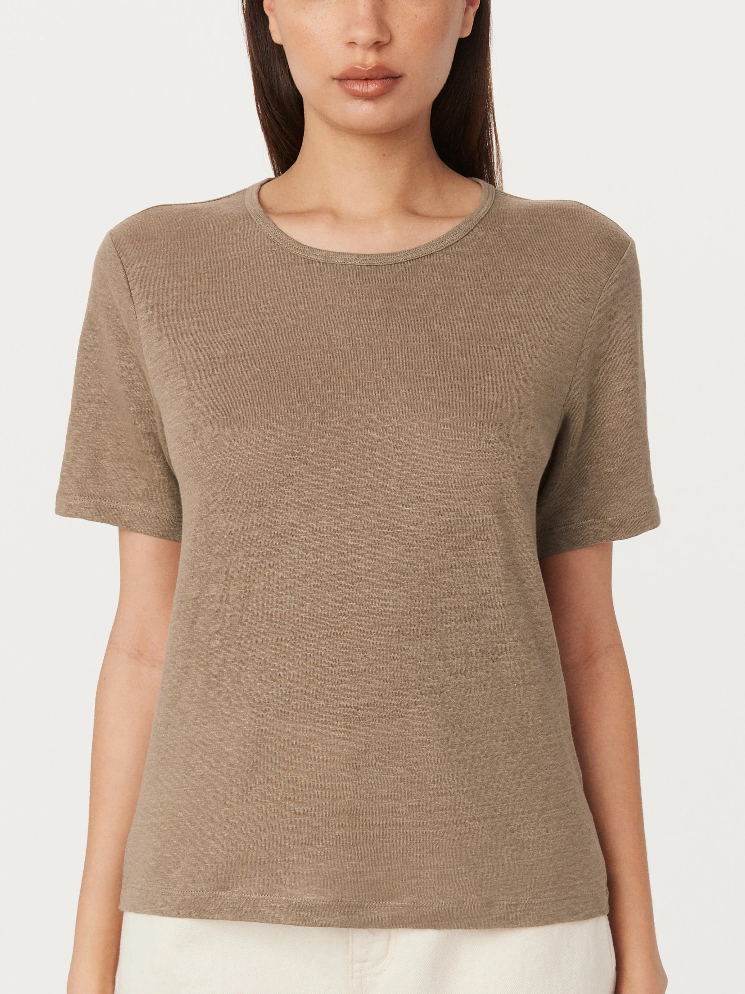 The Fluid Linen T-Shirt in Taupe